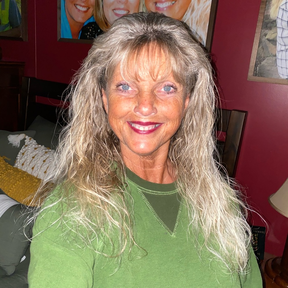 Meet your Posher, Gwen